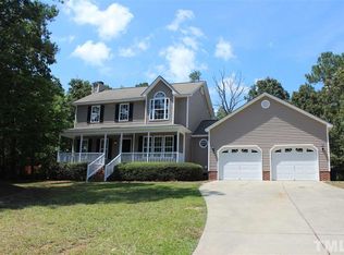 305 Kingsbrook Cir, Fuquay Varina, NC 27526