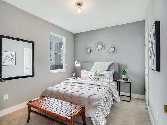 3rd image of 481 Harrison Ave