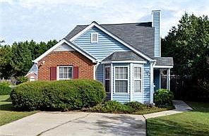 Adorable one-level cottage