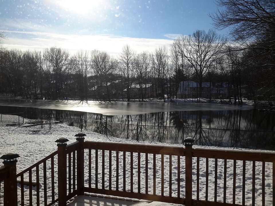 2nd image of 1041 Bennett Dr