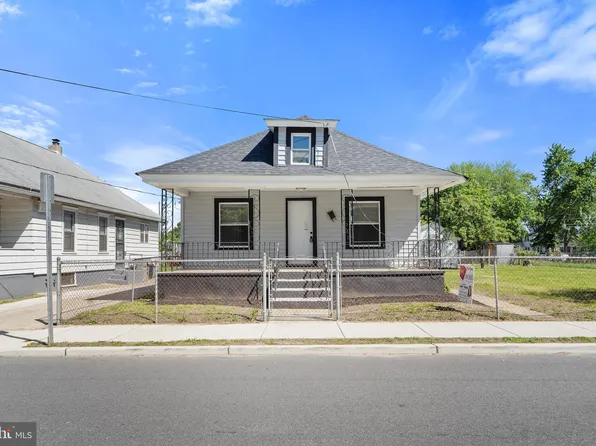 311 W Washington St, Paulsboro, NJ 08066