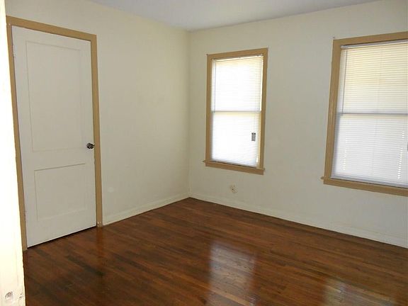 3rd image of 5774 Hall Ave