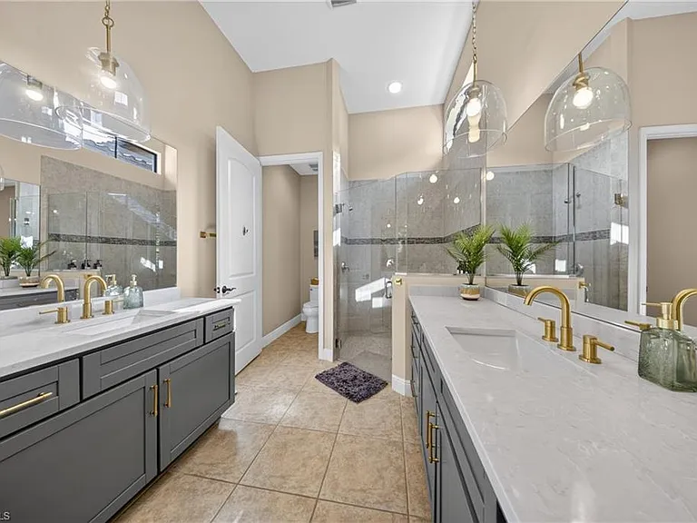 7890 Allende Ln — Photo 27