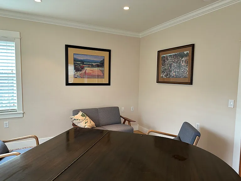 Second living room sitting area