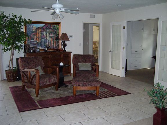 Sitting Area
