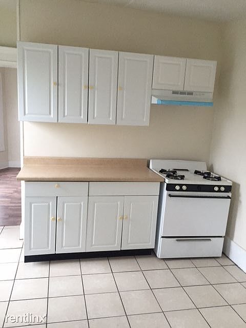 1st image of 357 Howard Ave Fl 3