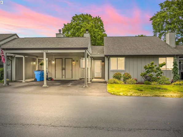 1009 NW 135th St APT D, Vancouver, WA 98685