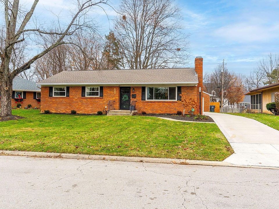 1st image of 290 Faye Dr