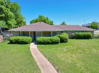 536 Sharp Dr, Desoto, TX 75115