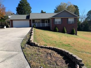 110 Branch Ln, Clinton, TN 37716