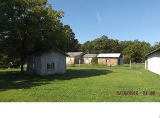 805 Hollingshead Rd, Leasburg, MO 65535