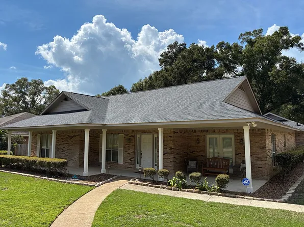 2895 Crabtree Ln E, Mobile, AL 36618