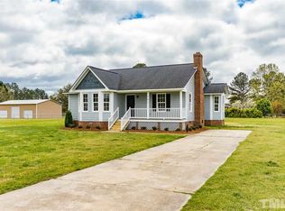 102 Maple Dr, Princeton, NC 27569