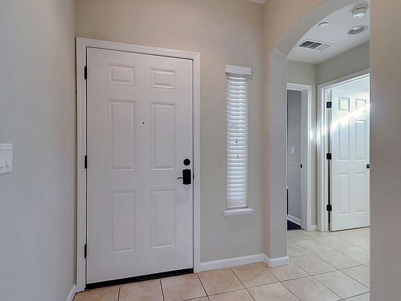 5th image of 405 Birch Ridge Drive