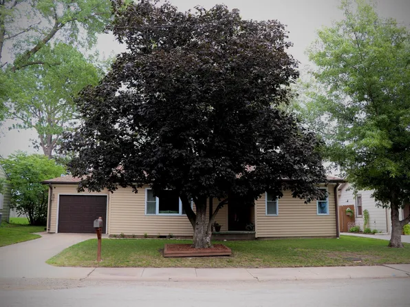 602 S Lincoln St, Hillsboro, KS 67063