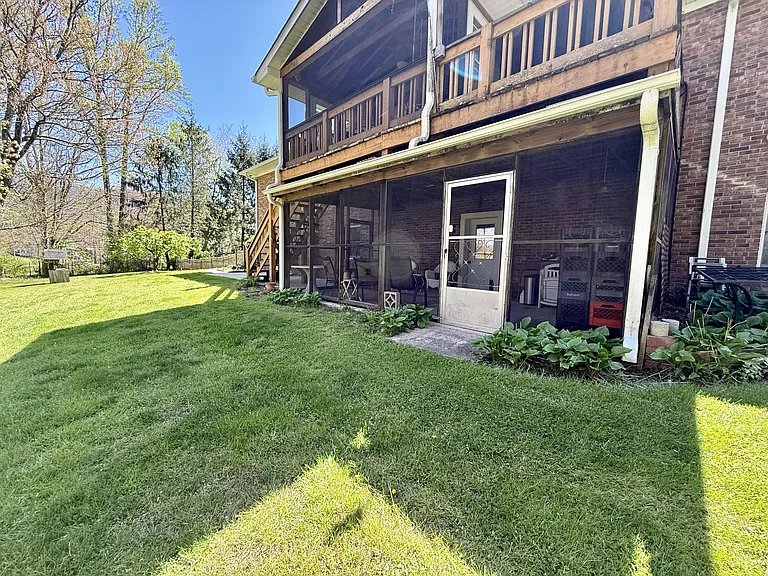 Screened Porch