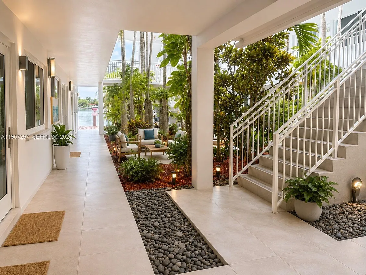 Photo 2 of 10 - 2430 NE 135th St #203 - North Miami, FL Building Photo - 2430 NE 135th St #203