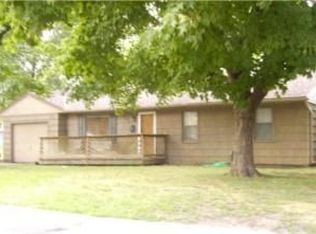 142 W Shawnee St, Gardner, KS 66030
