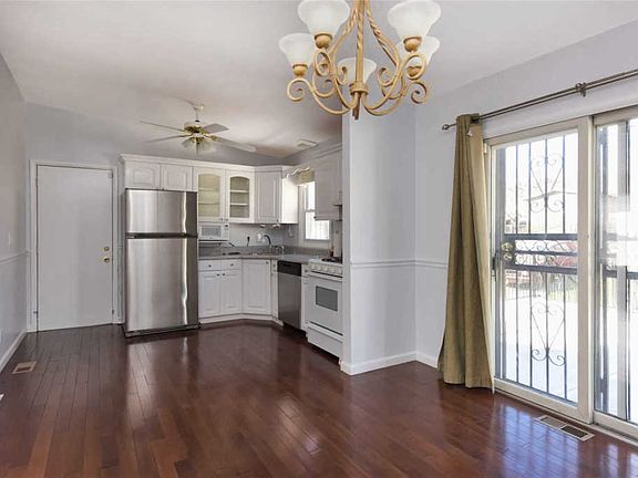 3rd image of 1541 Minford Pl