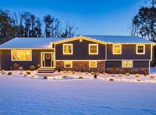 12005 Auburn Rd, Chardon, OH 44024