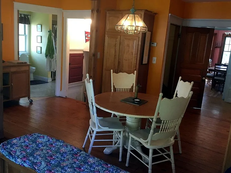 35 Clark Ave — Photo 19