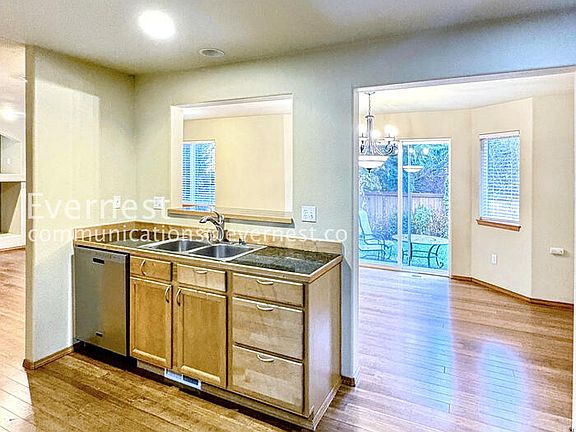 5th image of 11827 2nd St SE