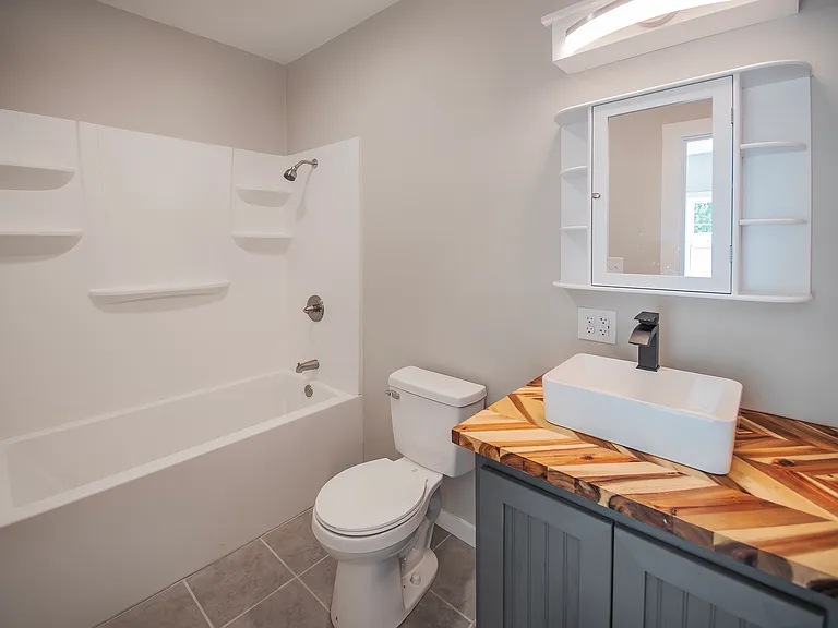 217 E 19th St #5 — Photo 7