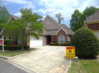 2209 Sterling Ridge Cir, Vestavia, AL 35216