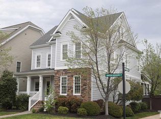 717 Water Hickory Dr, Cary, NC 27519
