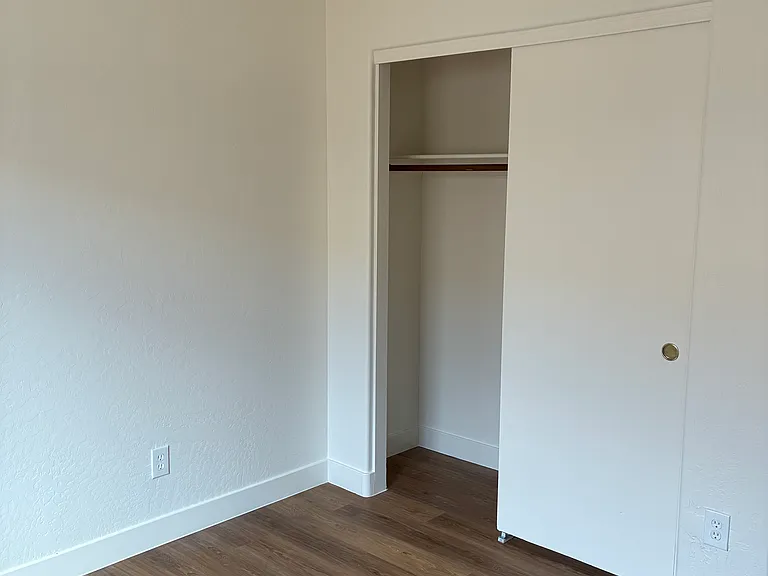 3892 S Tower Ave — Photo 14