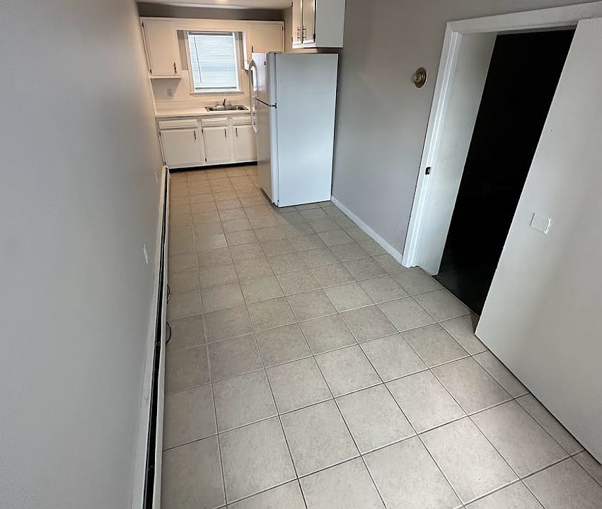 1st image of 26 W 11th St #8