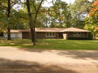 21760 Butternut Ln, Delavan, IL 61734