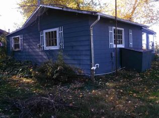 26 Browns Beach Rd, Rock Falls, IL 61071