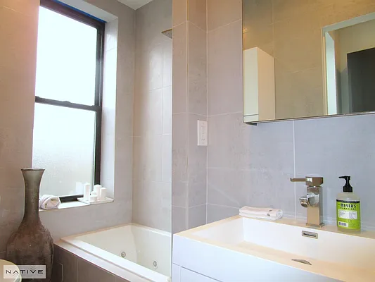 Rented by Native Real Estate LLC | media 8