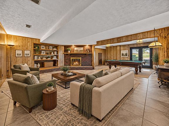 3rd image of 5700 Sulphur Well Rd