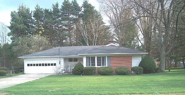1st image of 4557 Jameson St