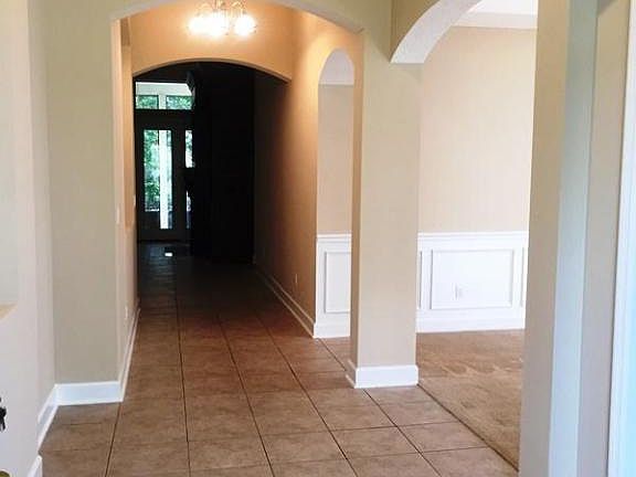 3rd image of 1360 Barrington Cir