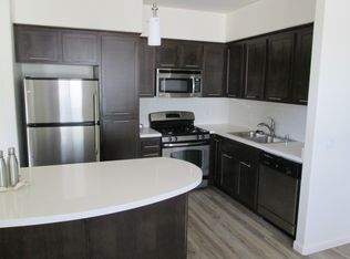 9885 Erma Rd UNIT 327, San Diego, CA 92131
