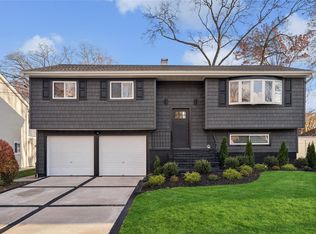807 Iris Pl, West Hempstead, NY 11552