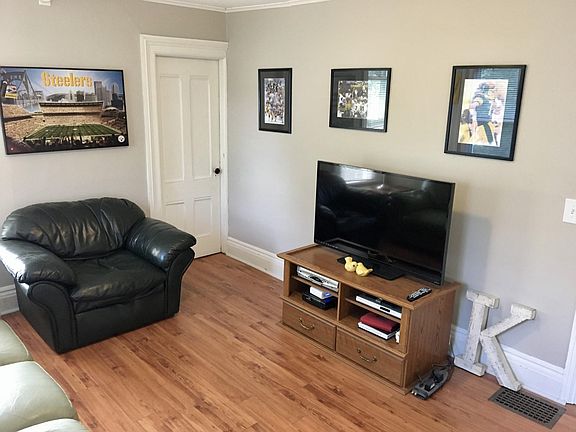 3rd image of 296 E Henrietta Rd #2