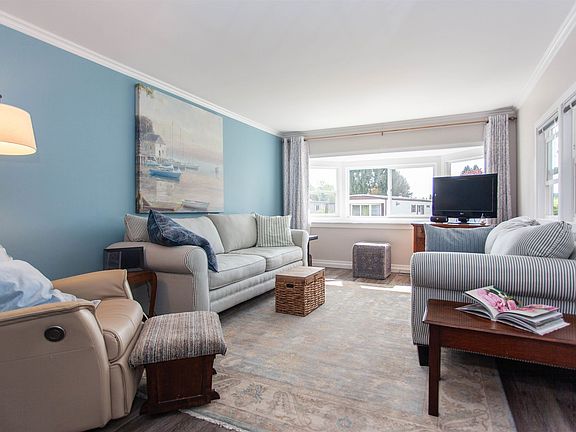 3rd image of 1840 160th St #209