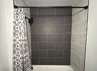 12 Thomas St #2A, Newark, NJ 07114