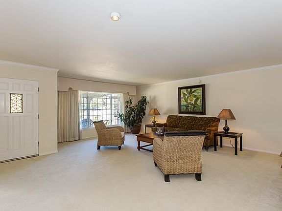 3rd image of 1390 Manzanita Dr