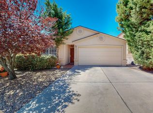 8211 Wolverine Dr NW, Albuquerque, NM 87120