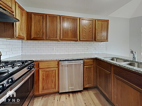 4th image of 2311 Friarwood Trl