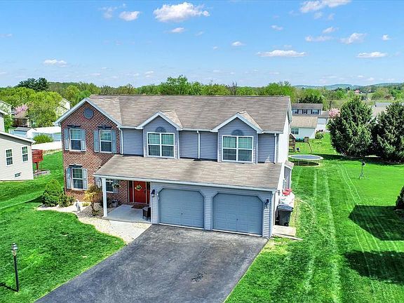 5th image of 149 Martel Cir