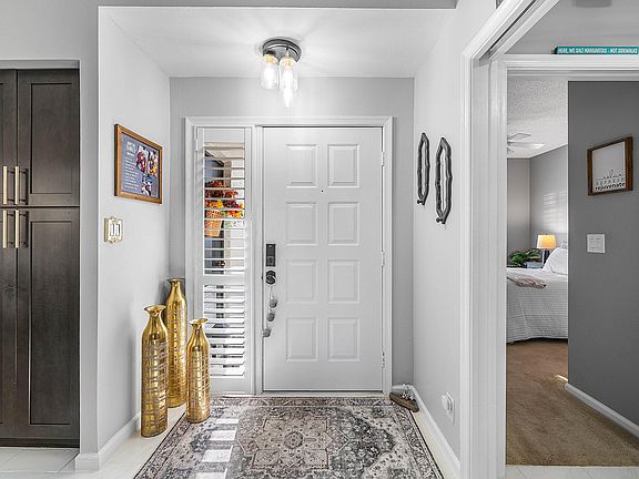 4th image of 8057 Aberdeen Drive #102
