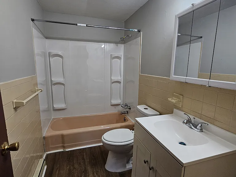 66 Clinton Ave #B — Photo 7