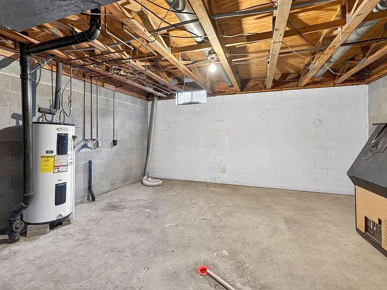 6477 Brookedge Ct — Photo 36