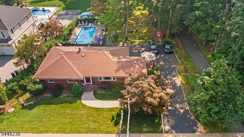 1st image of 1468 Alps Rd
